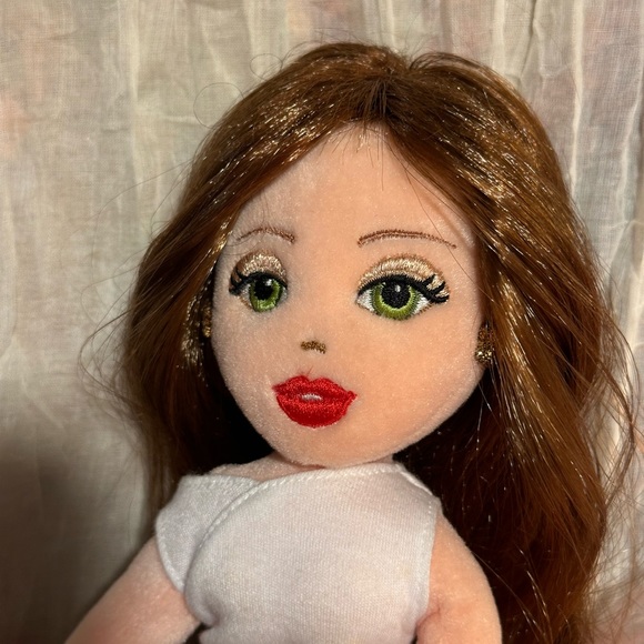 TY Cutie Cathy Doll Poseable doll with shirt and jeans - Picture 2 of 9